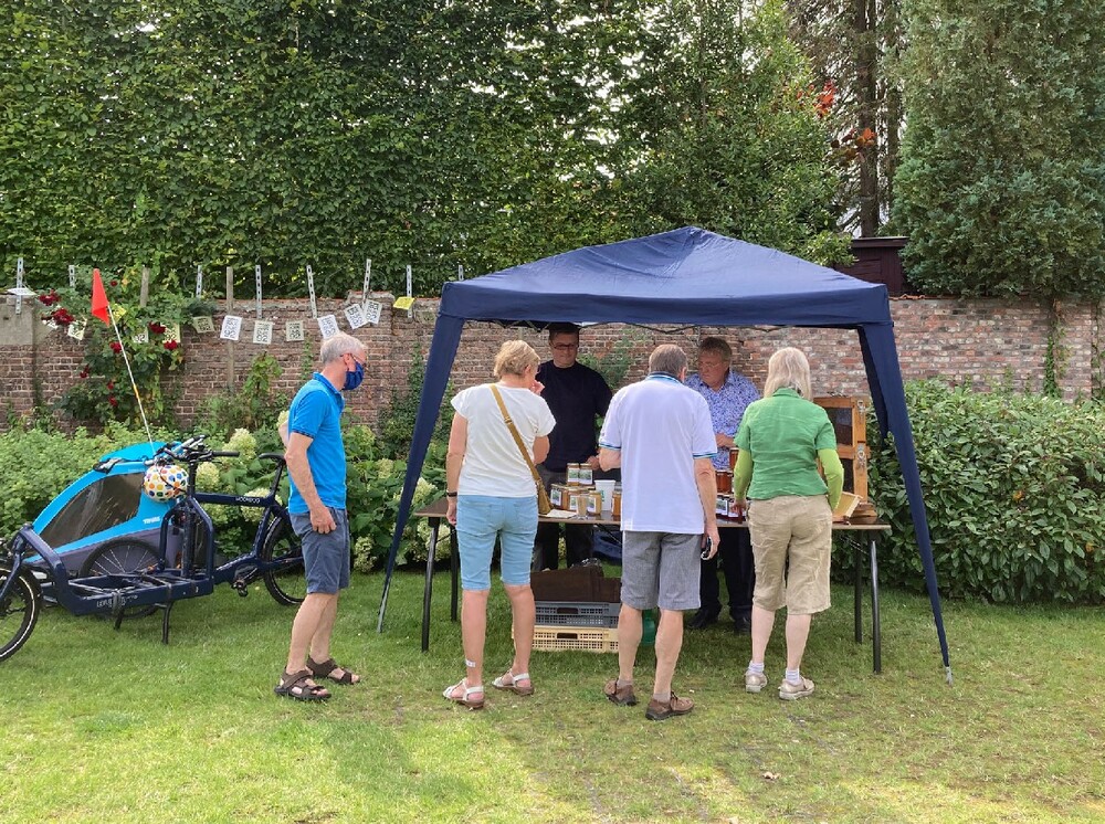 Artiesten op de pelouse zoekt deelnemers